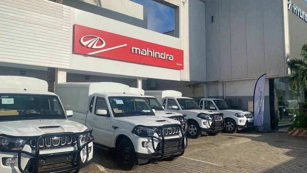 SHOWROOM MAHINDRA